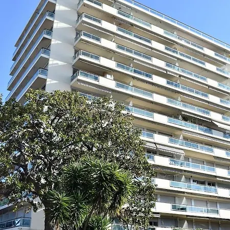 Apartment Bord De *